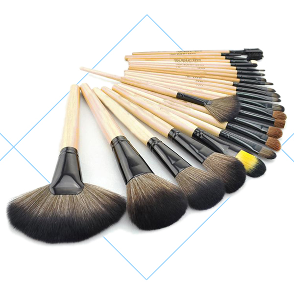 Make-up brushes