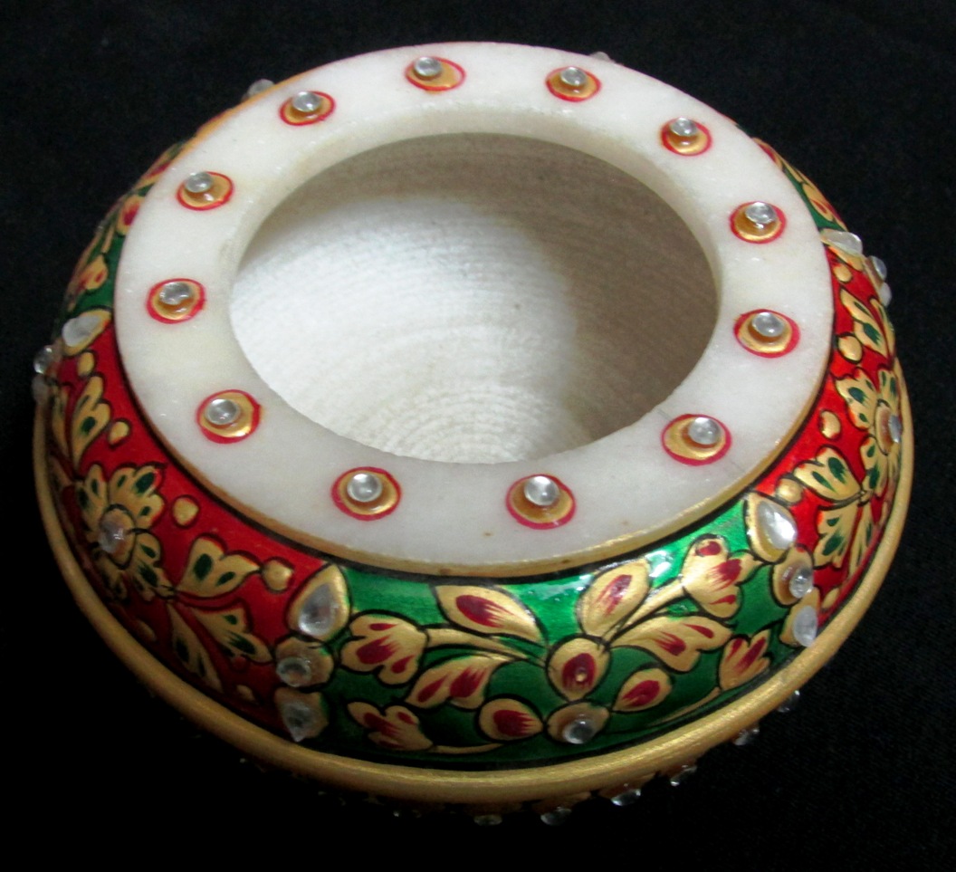 Buy Marble Beautiful Round Ass Tray Online