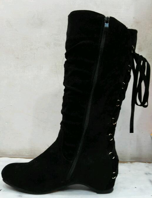 black high neck shoes