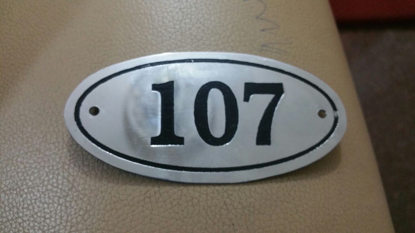 Buy Door Number Plates Online @ ₹180 from ShopClues