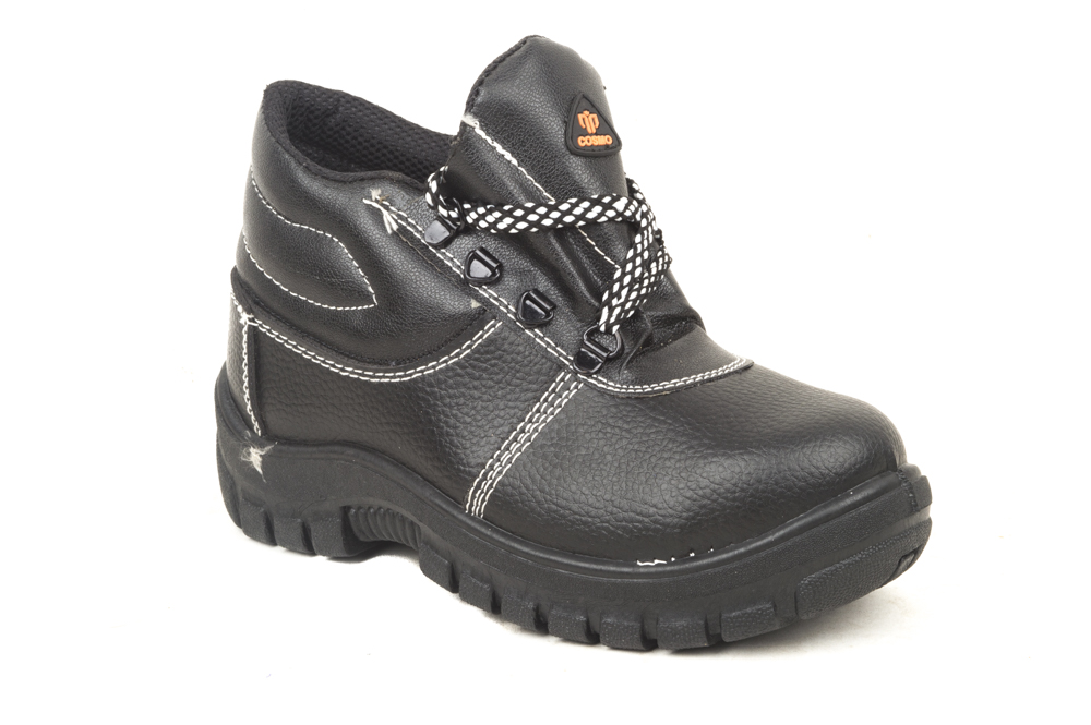 Buy SKinRange Prima Cosmo Safety Shoes Online @ ₹599 from ShopClues