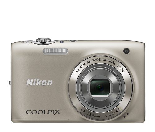 Nikon Coolpix S3100 + 4GB Card + Case