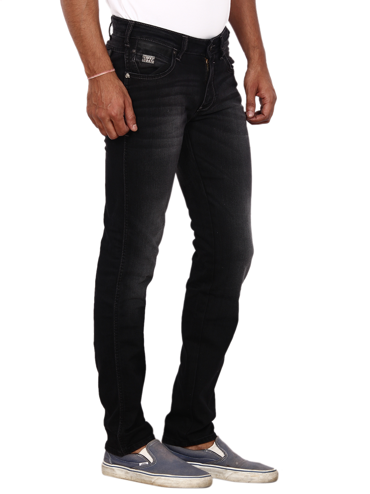 Buy Wrangler Skanders Leather Facing Jean Online @ ₹1847 from ShopClues