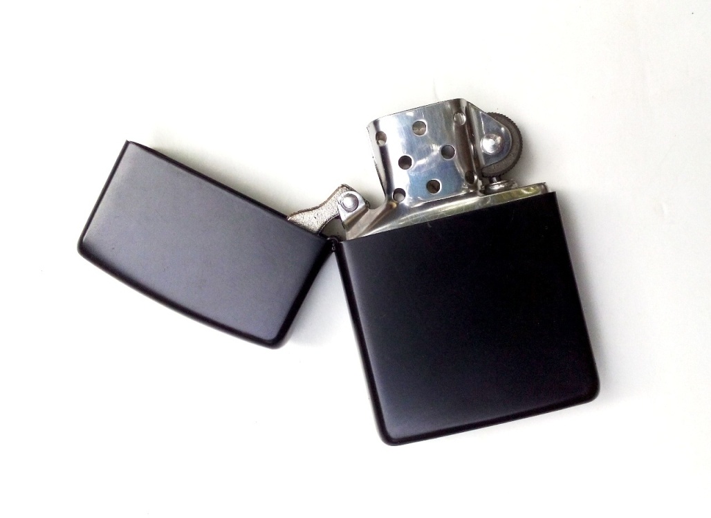 Earth Black Mattle Zippo Lighter