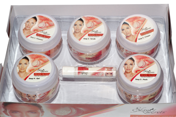Buy Skin Secrets - Pearl Glow Facial Kit Online @ ₹800 from ShopClues