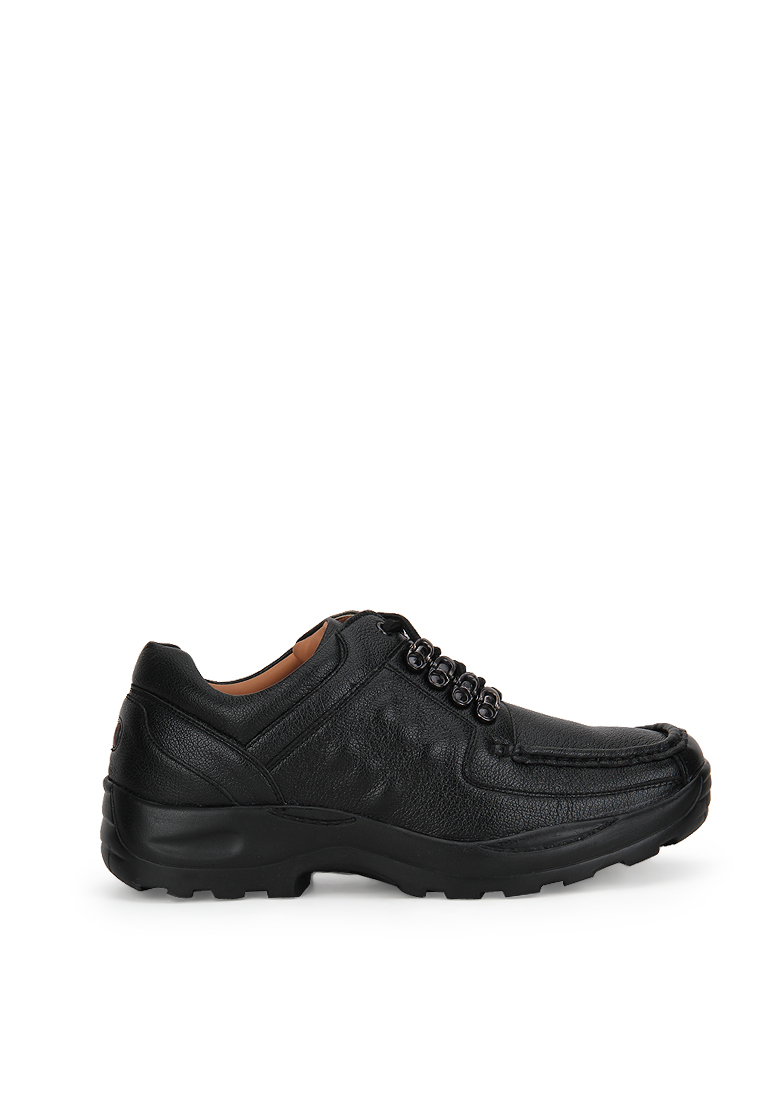 action dotcom black shoes