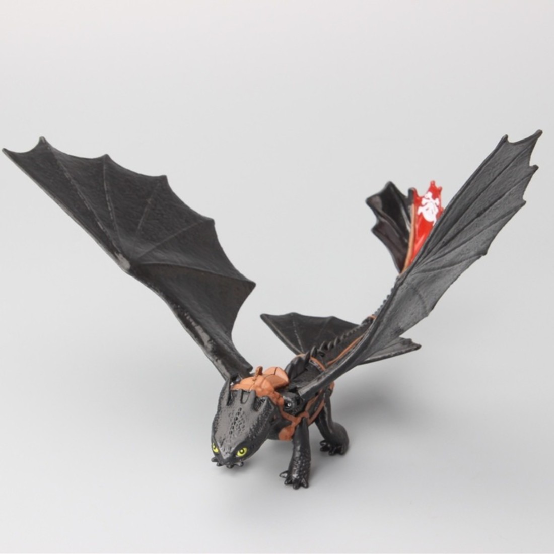 Buy Exclusive Toothless 20 cm Action Figure with catapult feature ...