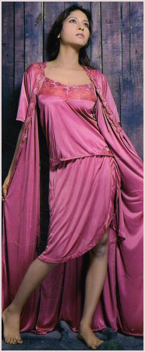 nighty gown dikhaiye