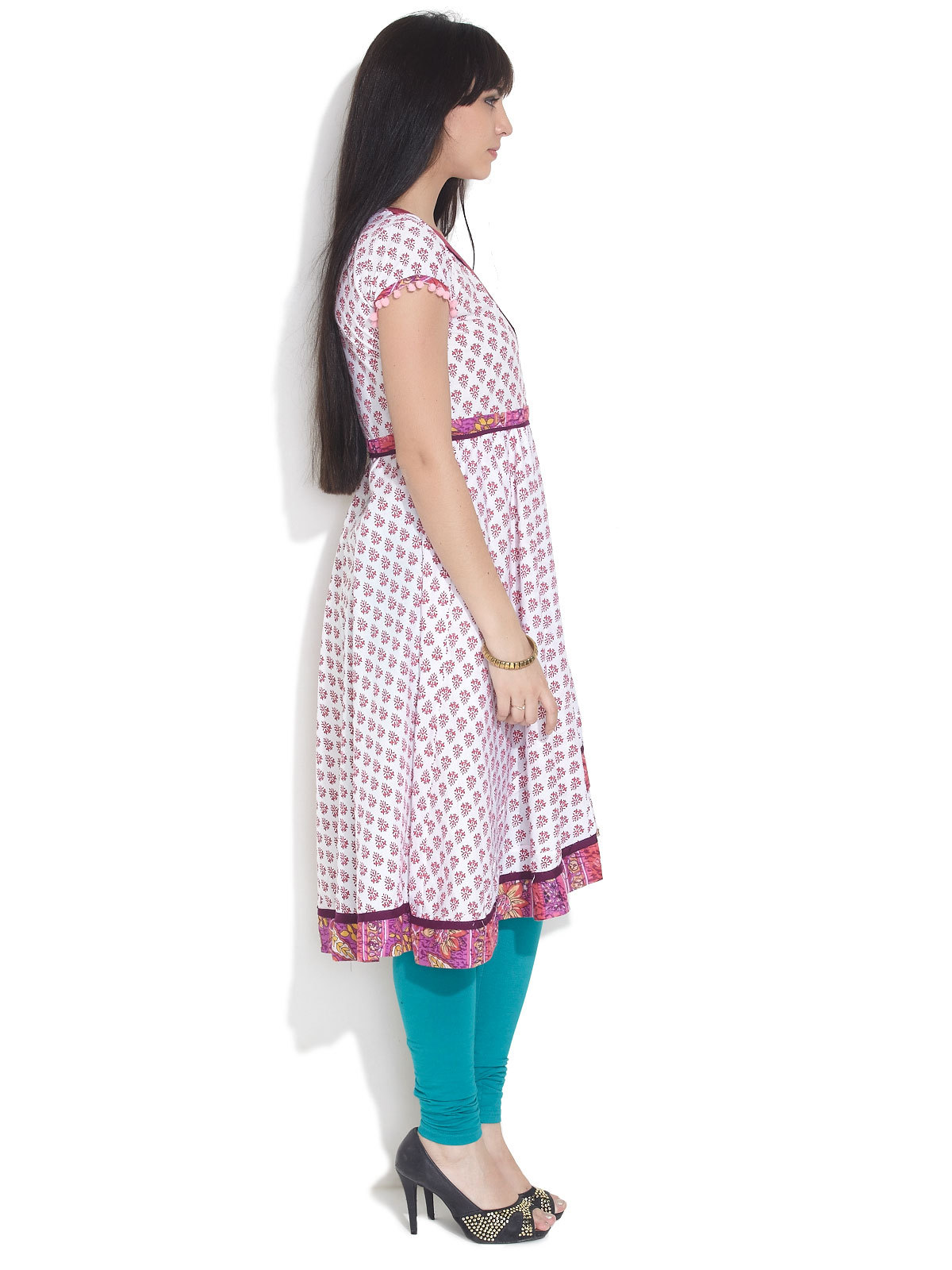 sleeveless umbrella kurti