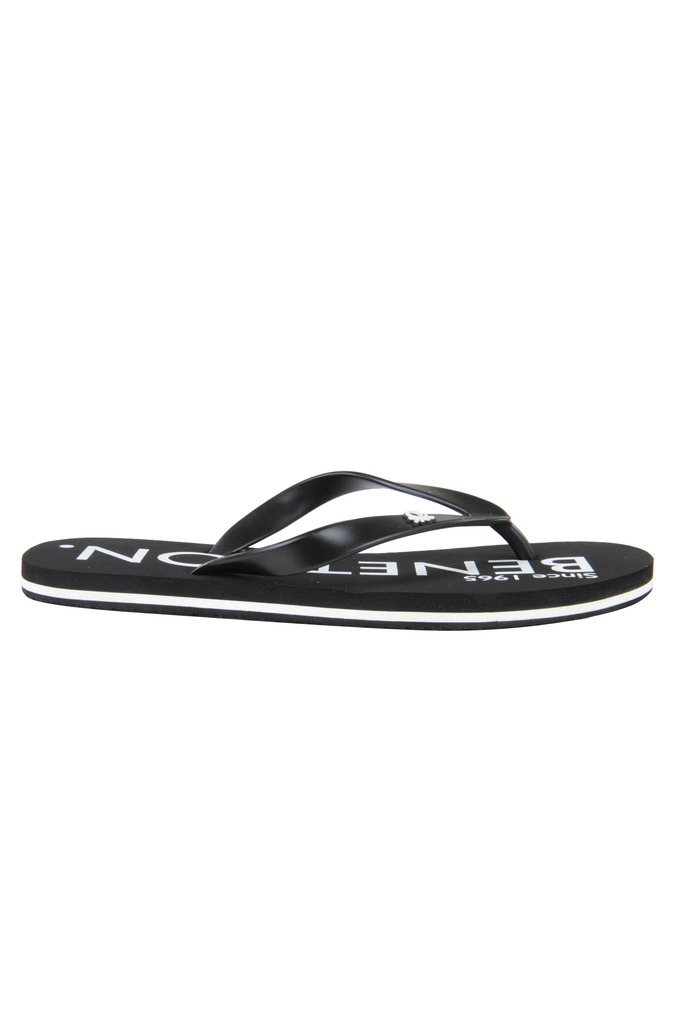 Buy UCB Mens Black Flip Flops Online @ ₹799 from ShopClues