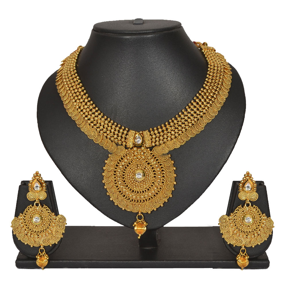 Buy Pourni Traditional Necklace Set With Earring Gold Finish Necklace Set Prnk153 Online 9445