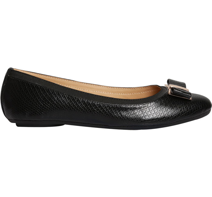 Buy Bata Women's Black Bellies Online @ ₹999 from ShopClues