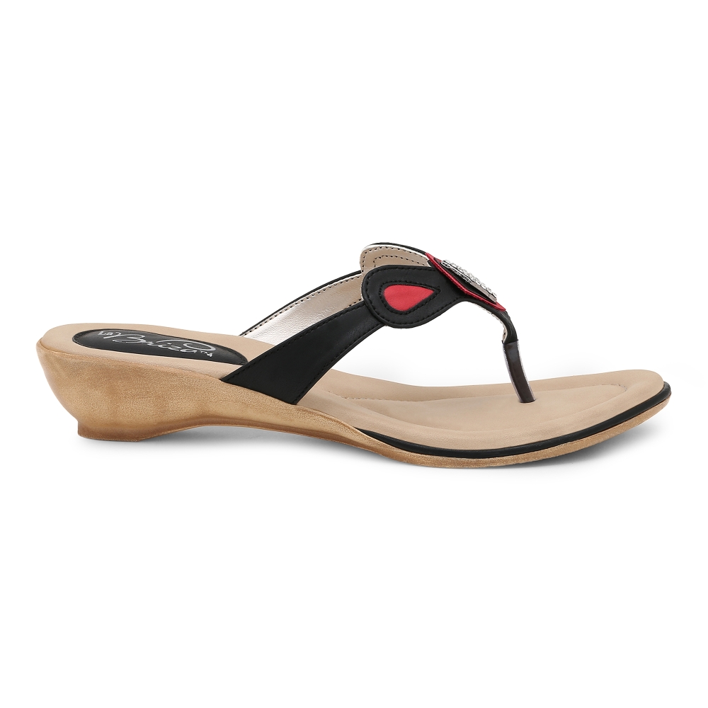 Buy Labriza Women Black Slip On Sandals Online @ ₹1399 from ShopClues