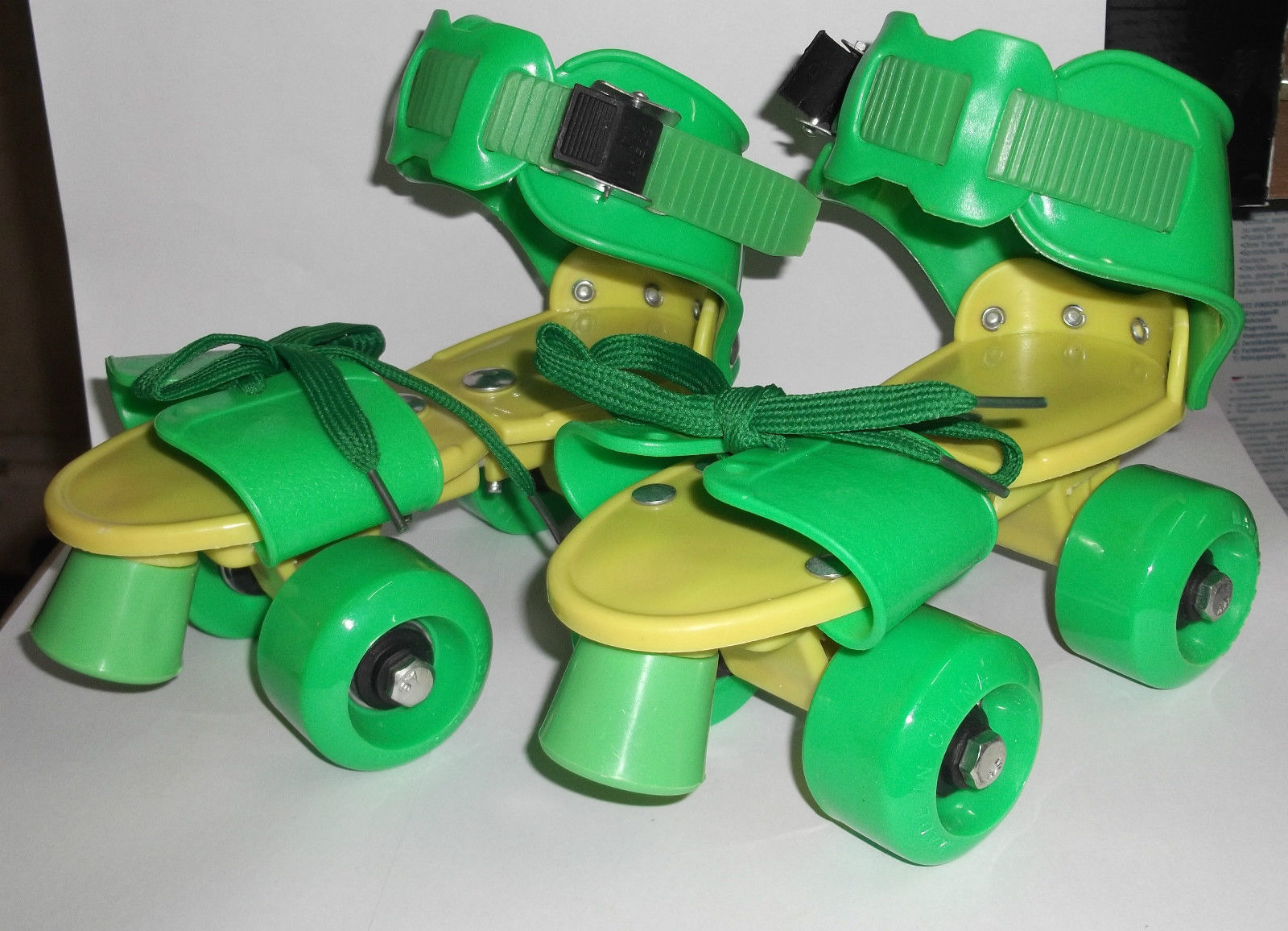 ADJUSTABLE Roller Skates FOR KIDS SKATING SHOES WITH FRONT BRAKES SKATE