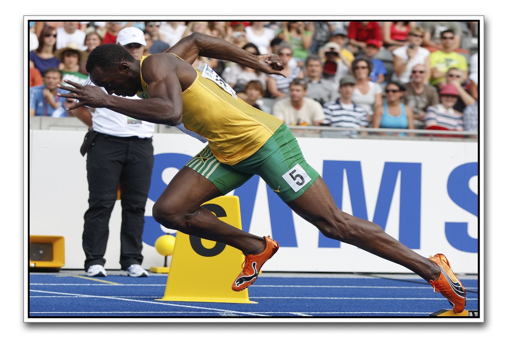 Скорость усейна болта в км ч. Usain Bolt Running. Бег Усейн болт ноги. Усейн болт найк.
