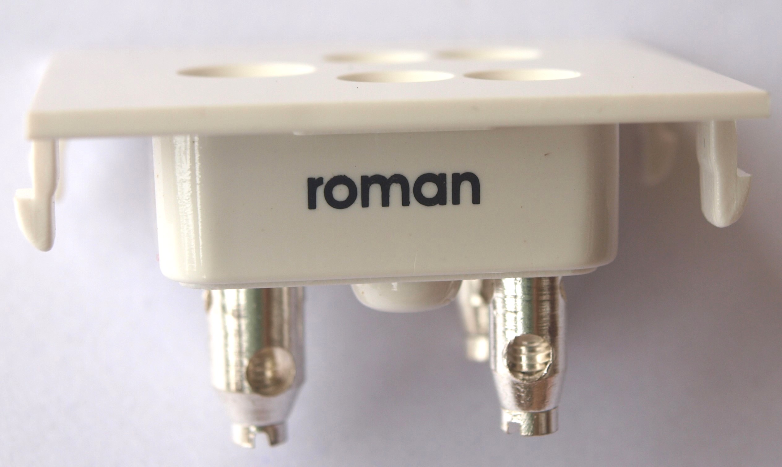 Buy Roman 6A 5Pin Socket (10 pcs.) Online ₹420 from ShopClues