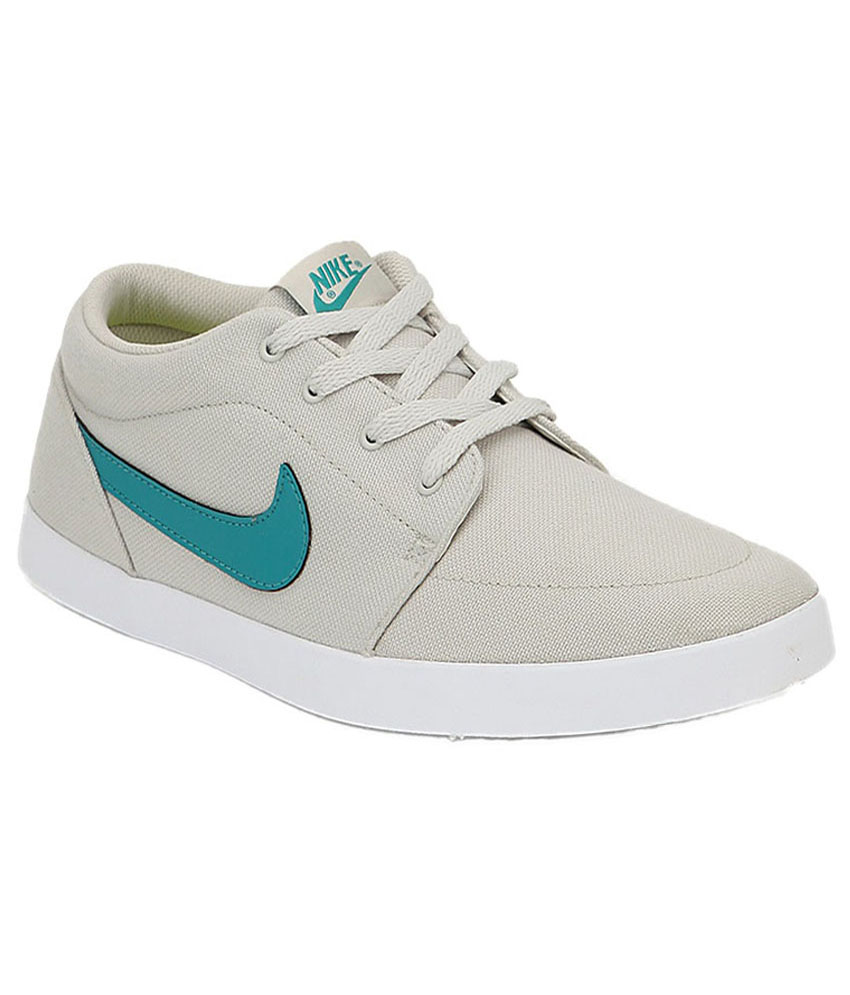 shopclues nike