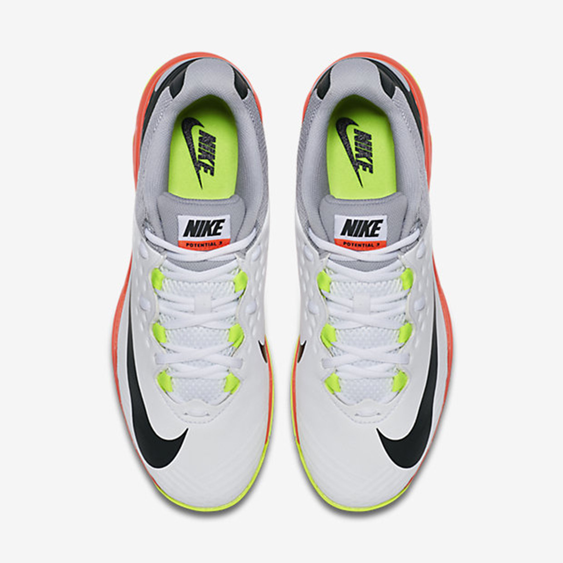 nike cricket shoes under 2000