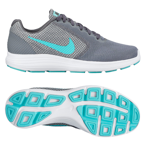 nike womens gray running shoes