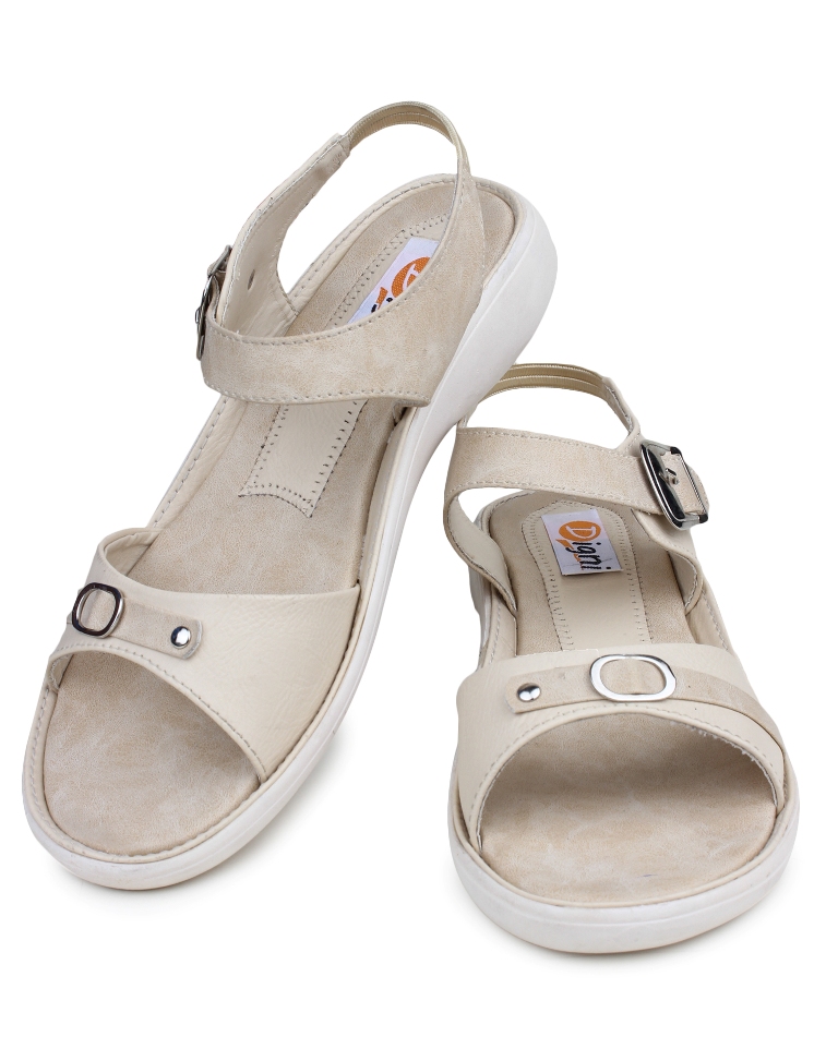 ladies flats online