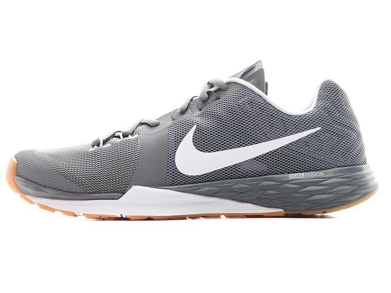 grey nike running shoes mens