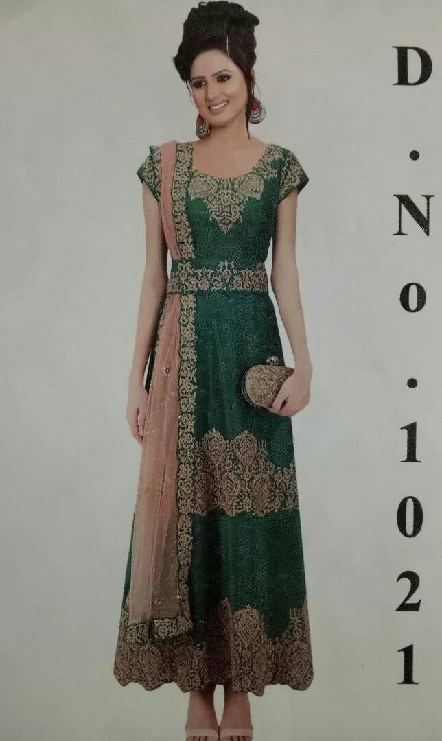 long wale gown