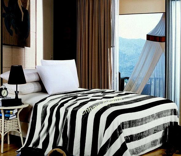 Online Black and White Striped Cozy Double Bed Blanket Prices