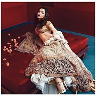 Deepika padukone clearance in golden lehenga