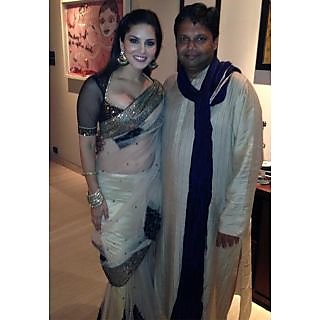 Sunny Leone White Saree With Sequins Border