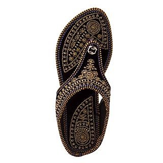 zari chappal price