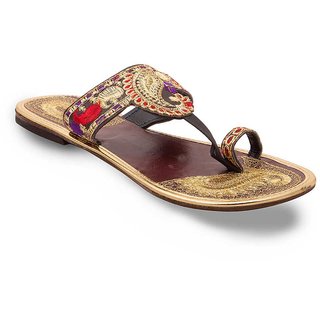 Designer discount flat chappal