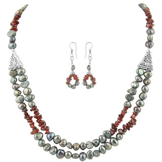                       Pearlz Ocean Garnet Chips and Fresh Water Pearl Necklace Set                                              