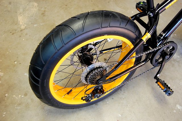 mote tyre cycle