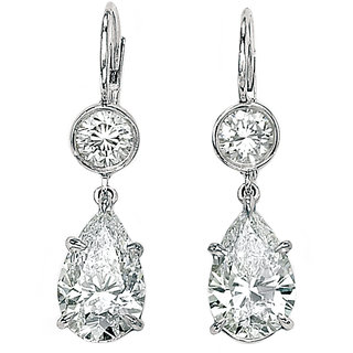 18 Kt Gold Fashionable Exclusive Solitaire Diamond Earring For Wedding Jewelry (Design 17)