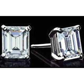 18 Kt White Gold Fashionable Emerald Solitaire Diamond Earring (Design 9)