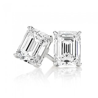 18 Kt White Gold Fashionable Emerald Solitaire Diamond Earring (Design 8)