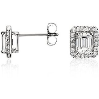 18 Kt White Gold Fashionable Emerald Solitaire Diamond Earring (Design 3)