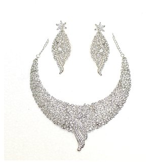 zaveri-pearls-austrian-diamond-beautiful-flower-necklace-set-zpfk1594