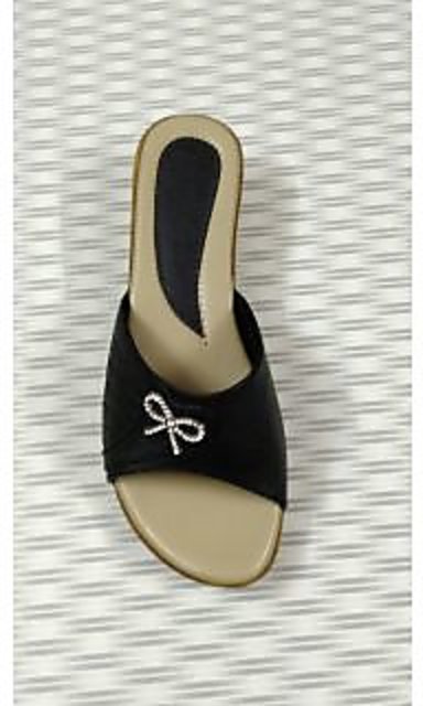 black chappal for ladies