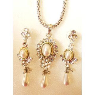 Exclusive Designer Pearl Dual Tone Pendant Set