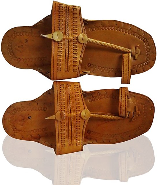 Kolhapuri Men White Sandals - Buy Kolhapuri Men White Sandals Online at  Best Price - Shop Online for Footwears in India | Flipkart.com