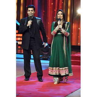 Kareena Kapoor Green Anarkali Dress Prices In India Shopclues Online Shopping Store Kareena kapoor sarees, kareena kapoor dresses, anarkali suits online shopping. kareena kapoor green anarkali dress