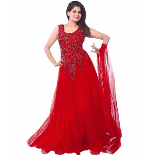 gaun red