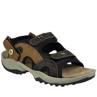 TRIAD Brown Floater Sandals