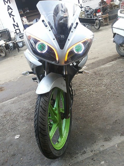 R15 V2 Modified With Projector Lights
