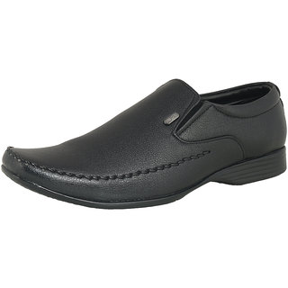 action dotcom black shoes