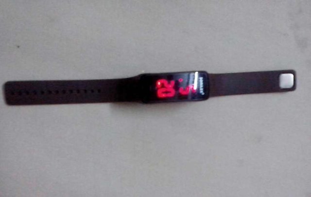 Varni retail led black rubber digital watch hot sale