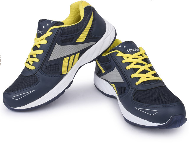 leedas sports shoes