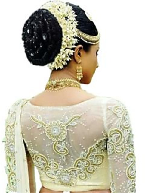 Stylish Hair Bun for Bengali Brides