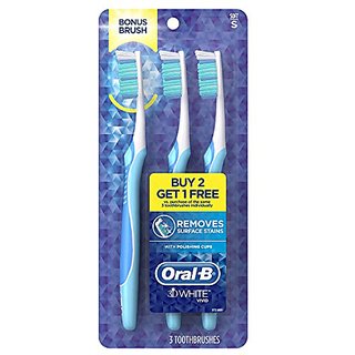Oral-B 3D White Vivid Manual Toothbrush, Buy 2 Get 1 Free Bonus Pack